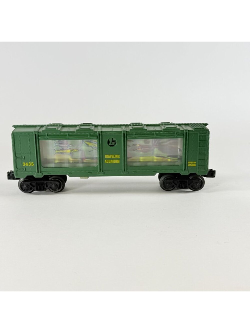 Lionel Traveling Aquarium Car Green Plastic with Moving Fish Display 3435